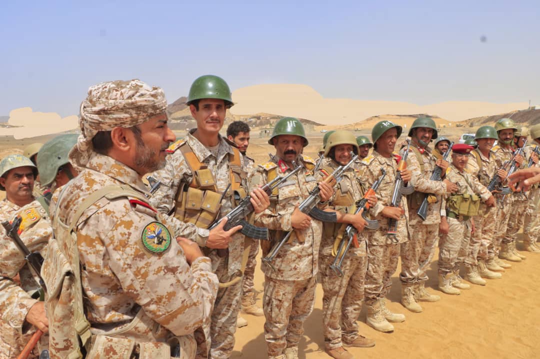 Yemeni Military Conducts Live-Fire Training Exercise