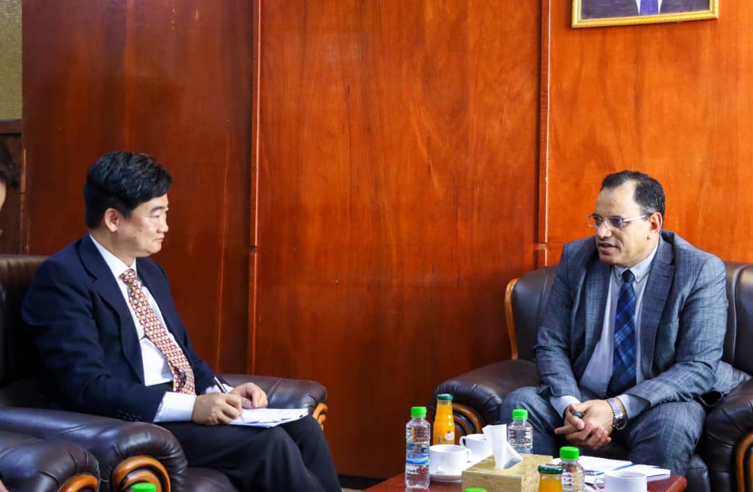 Agriculture Minister and Chinese Ambassador discuss enhancing cooperation in agriculture and fisheries sectors.