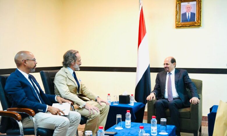 Foreign Minister discusses humanitarian, relief, and development issues with UN Resident Coordinator.