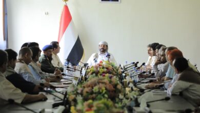 Gen. Sultan Al-Aradah, a member of the Leadership Council, chaired an emergency committee meeting in Marib Governorate.