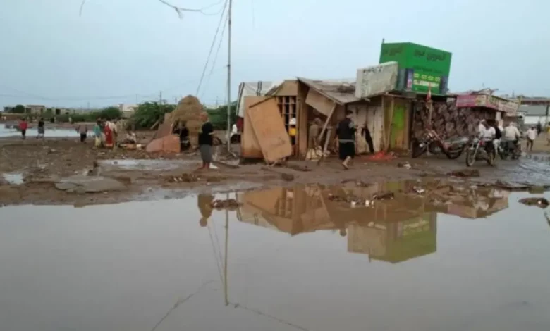 Gov report: 1,759 displaced families in Hadramout, Shabwa, Abyan affected by heavy rains, floods.