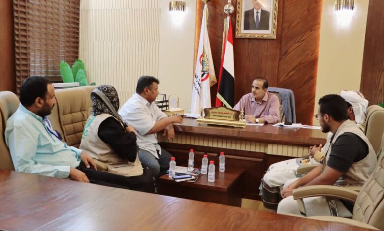 Health Minister discusses upcoming projects with Yemeni Wisdom Association.