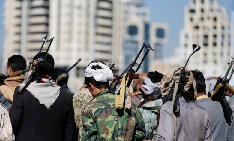 Houthi militants assault medical students at Revolution Hospital's faculty in Ibb.