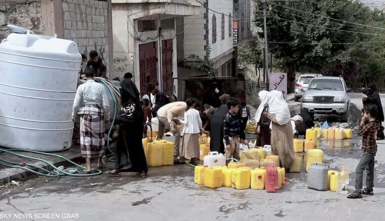 Houthi militia cuts off water supply to vast areas of Ibb city for weeks.