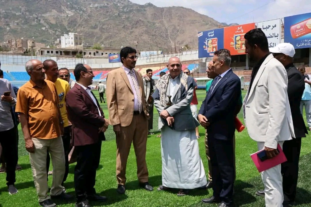 Martyrs Stadium in Taiz handed over to the Youth and Sports Office after turf installation completion.