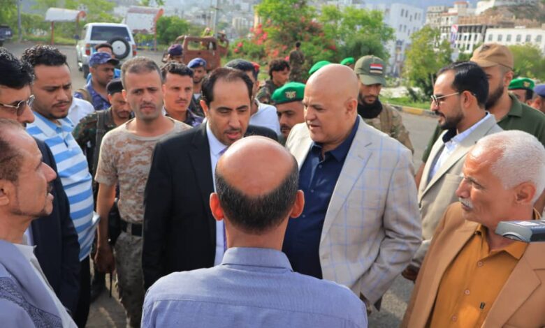 Youth Minister and Taiz Governor review conditions of Al-Saqr Club and Al-Shuhada Stadium in Taiz.