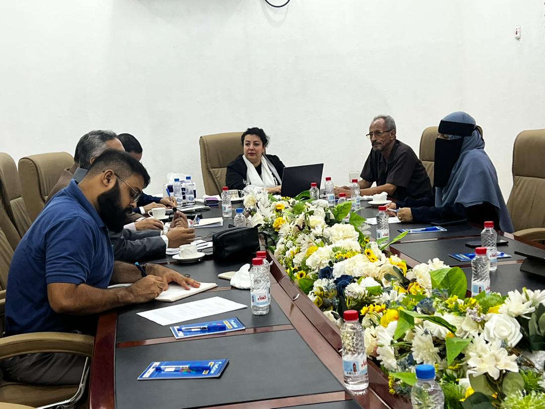 A consultative meeting in Aden discusses joint coordination to protect the rights of survivors and victims of violations.