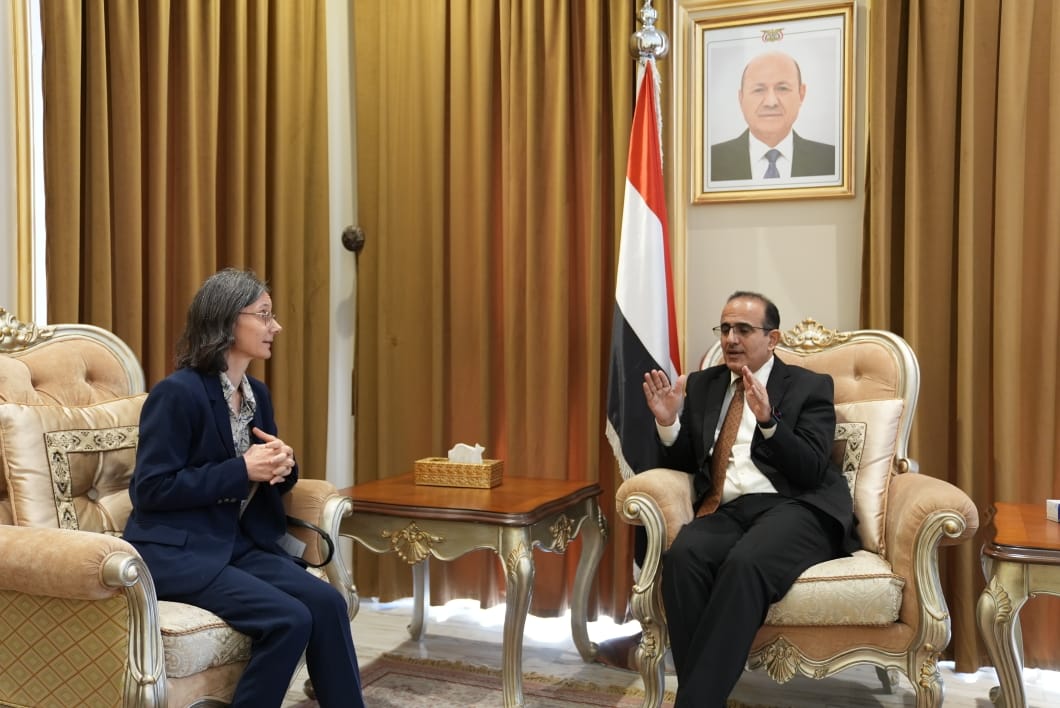 Health Minister discusses boosting health cooperation with French Ambassador.