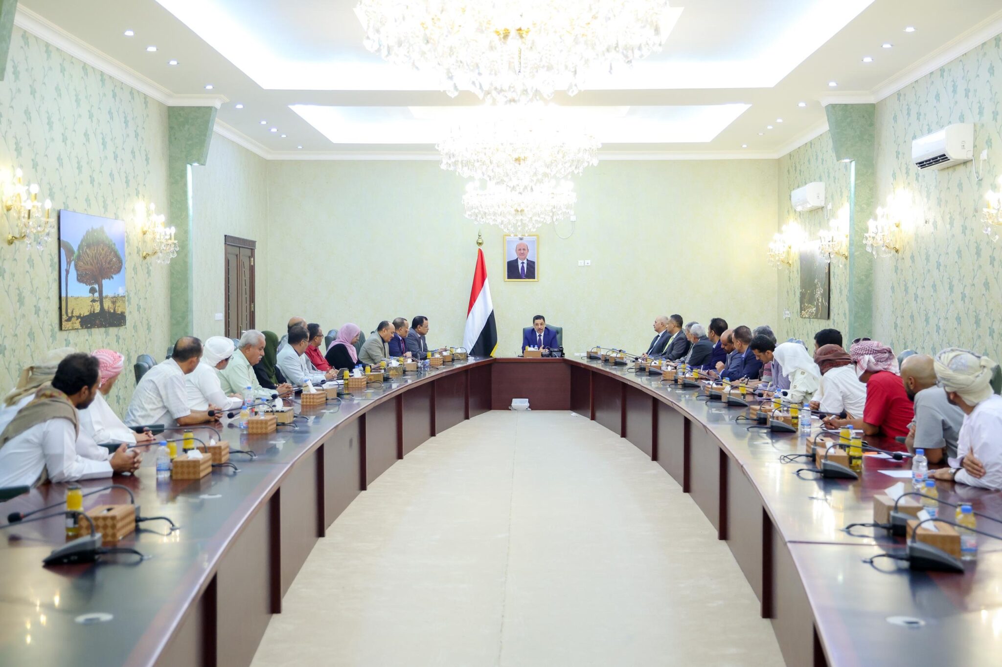 PM unveils investment roadmap for promising sectors, in collaboration with Yemen's development partners.