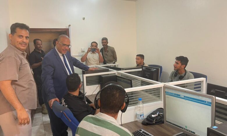 The Minister of Communications reviews the activities of Sabafon in Aden.