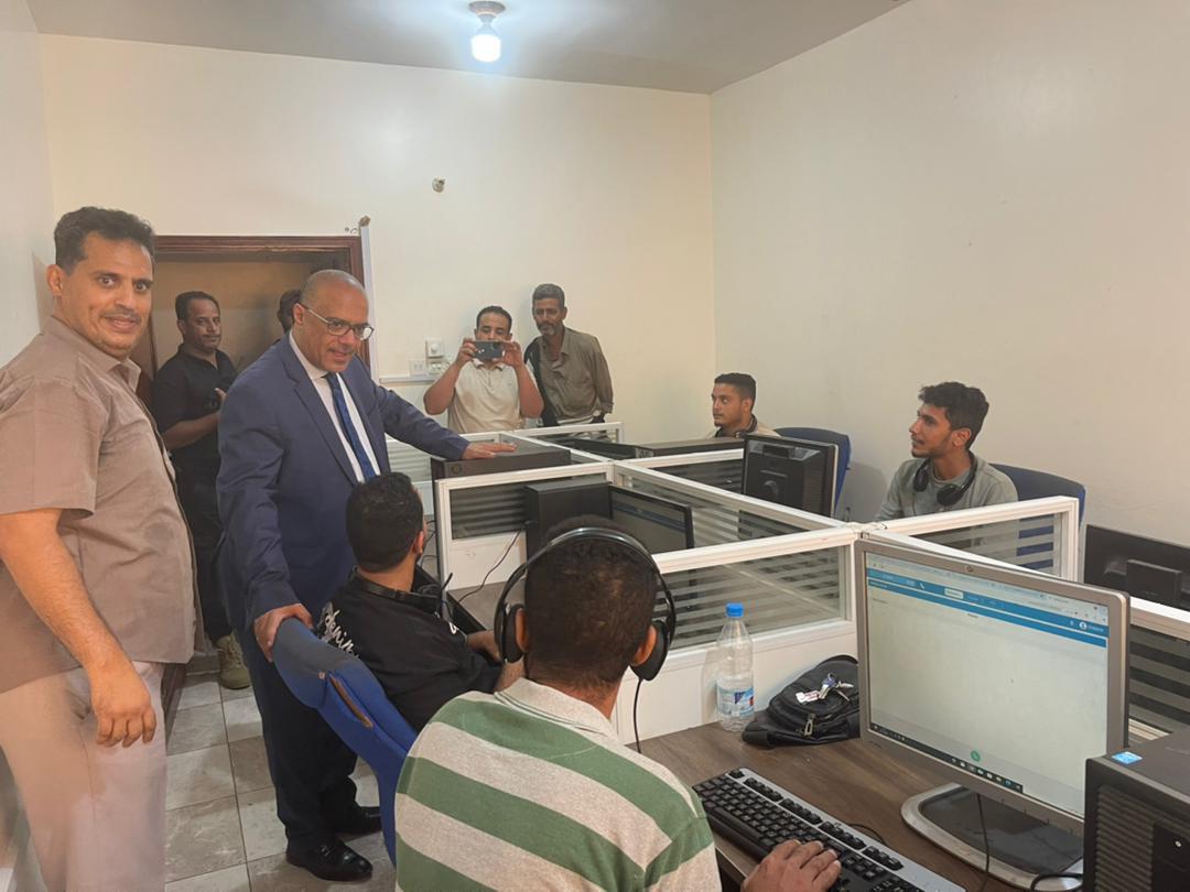 The Minister of Communications reviews the activities of Sabafon in Aden.