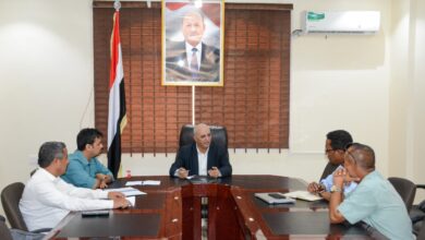 Water Minister discusses livelihood project plan and inspects Aden water pipeline.