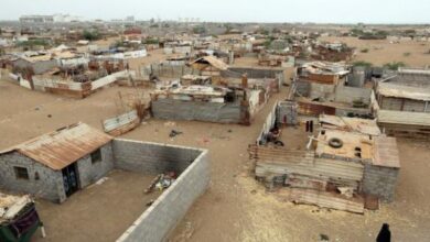 Hodeidah: Houthi militia evacuates residents from the village of "Manzar."