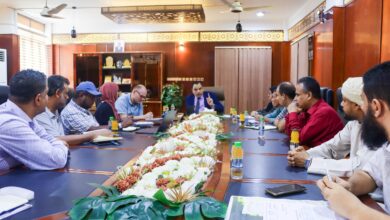 The Minister of Agriculture and Irrigation discusses the rehabilitation project for the fishing port in Aden with the development program.