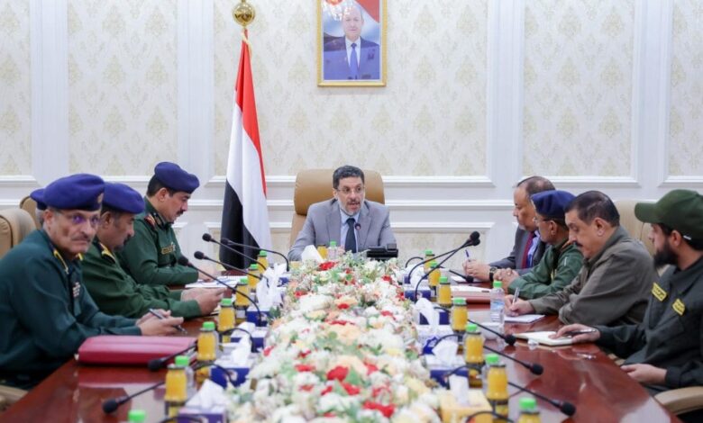 The Prime Minister held a meeting with the Interior Ministry and police directors from the liberated provinces.