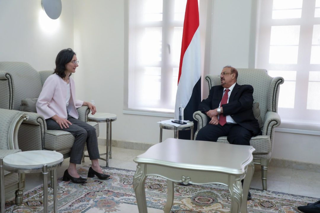 The Speaker of the House discussed national and regional developments with the French ambassador.