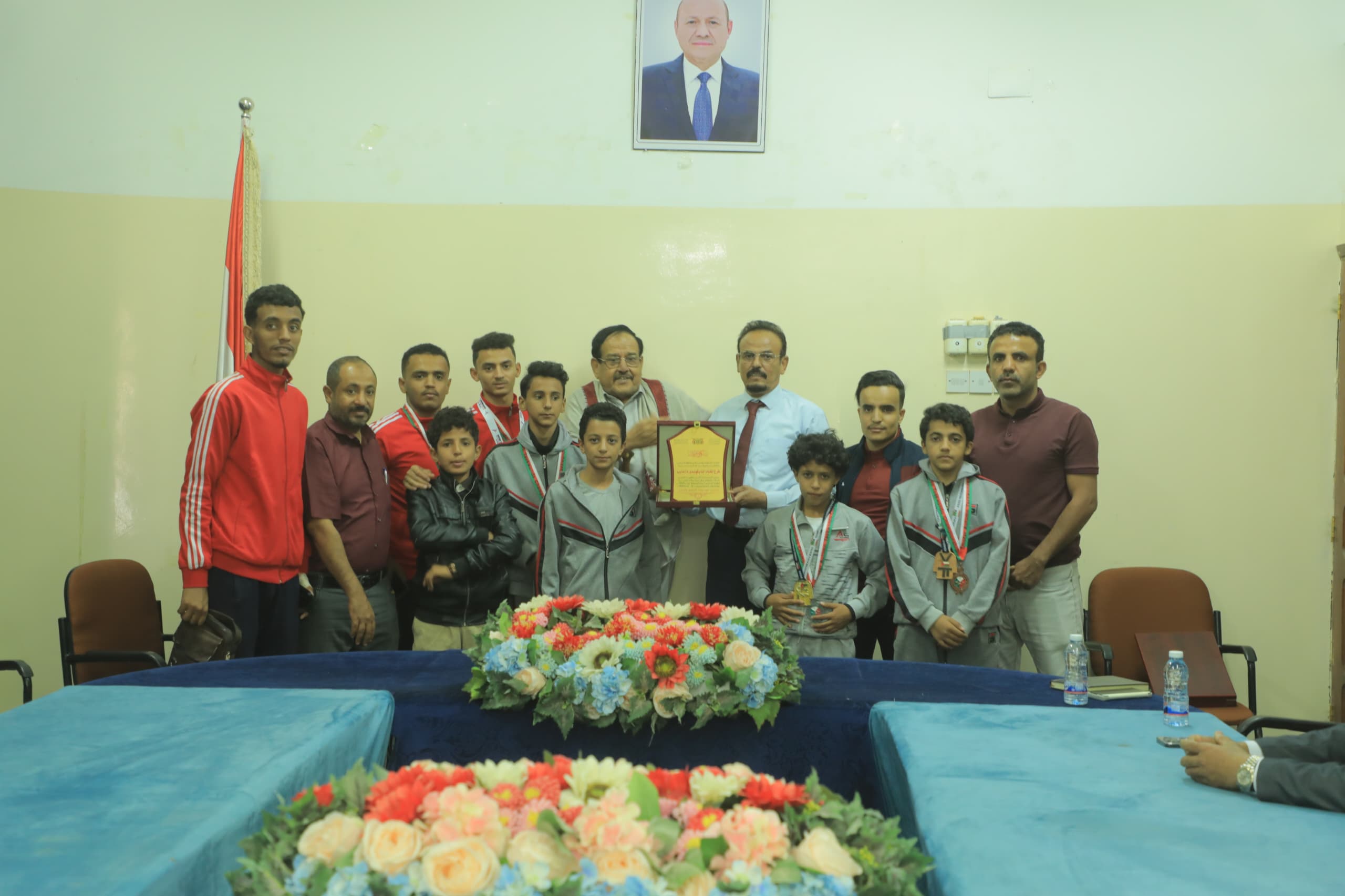 Local authorities in Marib honor 11 athletes for their successful performances in international competitions.