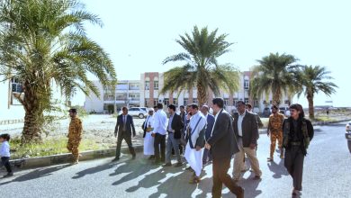 Mareb officials and the Technical Education Authority launch the furnishing of the Community College, funded by Kuwait.