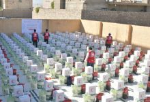 Qatar Red Crescent launches distribution of 767 food baskets in Marib.