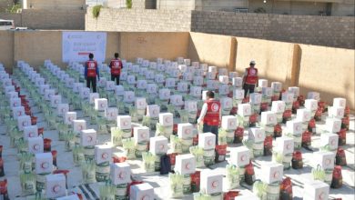 Qatar Red Crescent launches distribution of 767 food baskets in Marib.