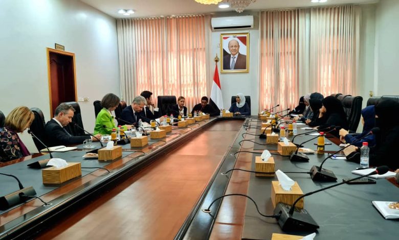 The Chair of the National Women's Committee discusses support for Yemeni women with a European delegation and the World Bank.