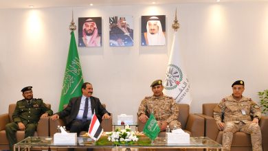 The Interior Minister meets with the Commander of the Joint Forces to discuss security and collaboration efforts.