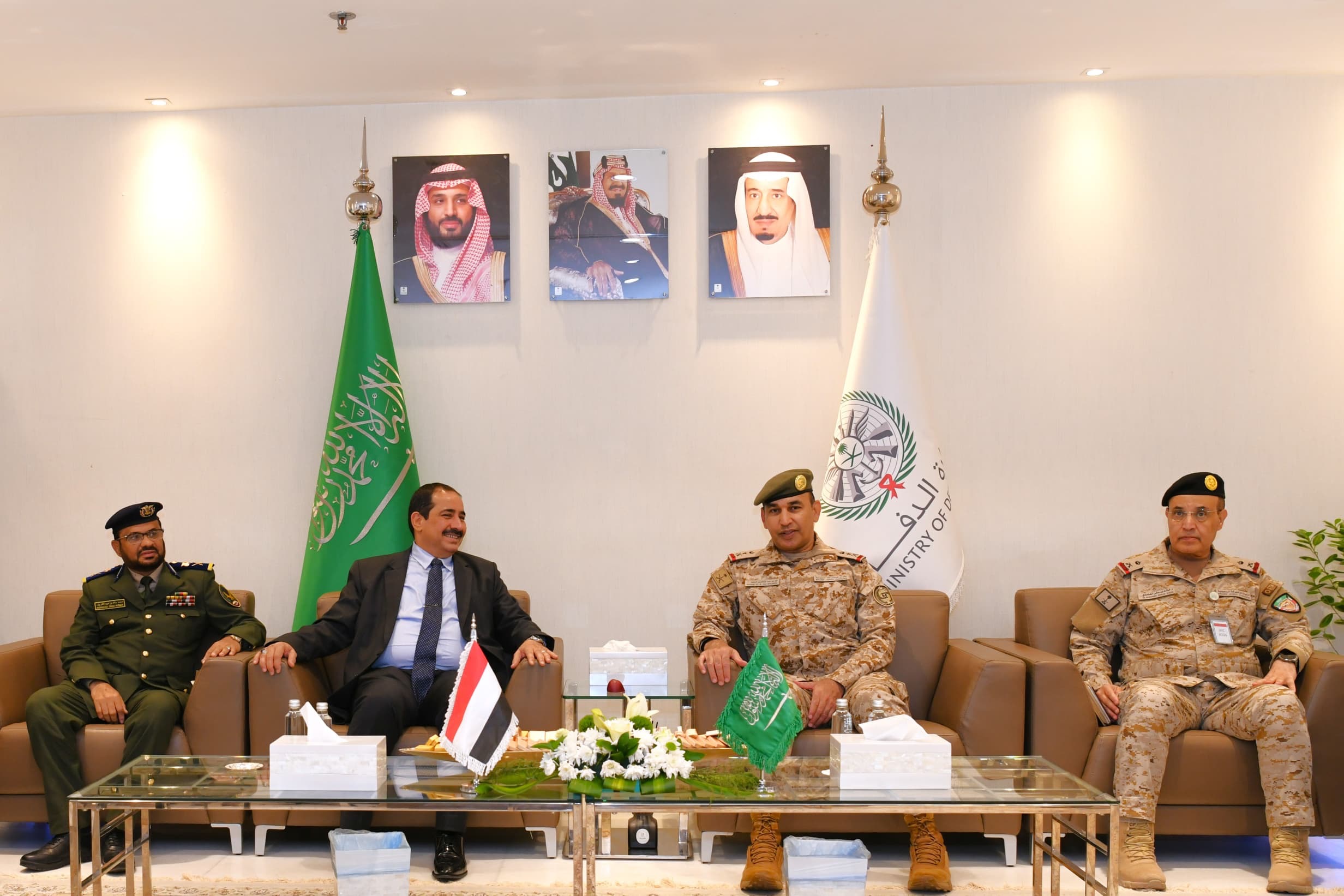 The Interior Minister meets with the Commander of the Joint Forces to discuss security and collaboration efforts.