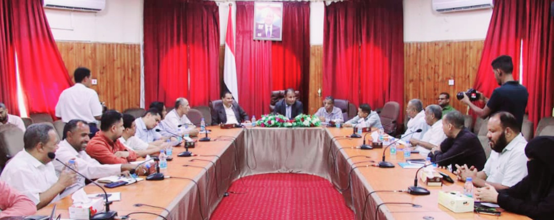 The Technical Committee of Wadi Hadramaut and Al-Sahra discusses the economic and social development plan.