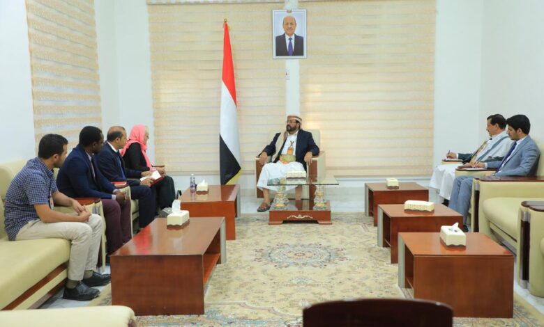 Yemen's Presidential Leadership Council member, Gen. Sultan al-Aradah, discusses Red Cross humanitarian projects in Yemen.