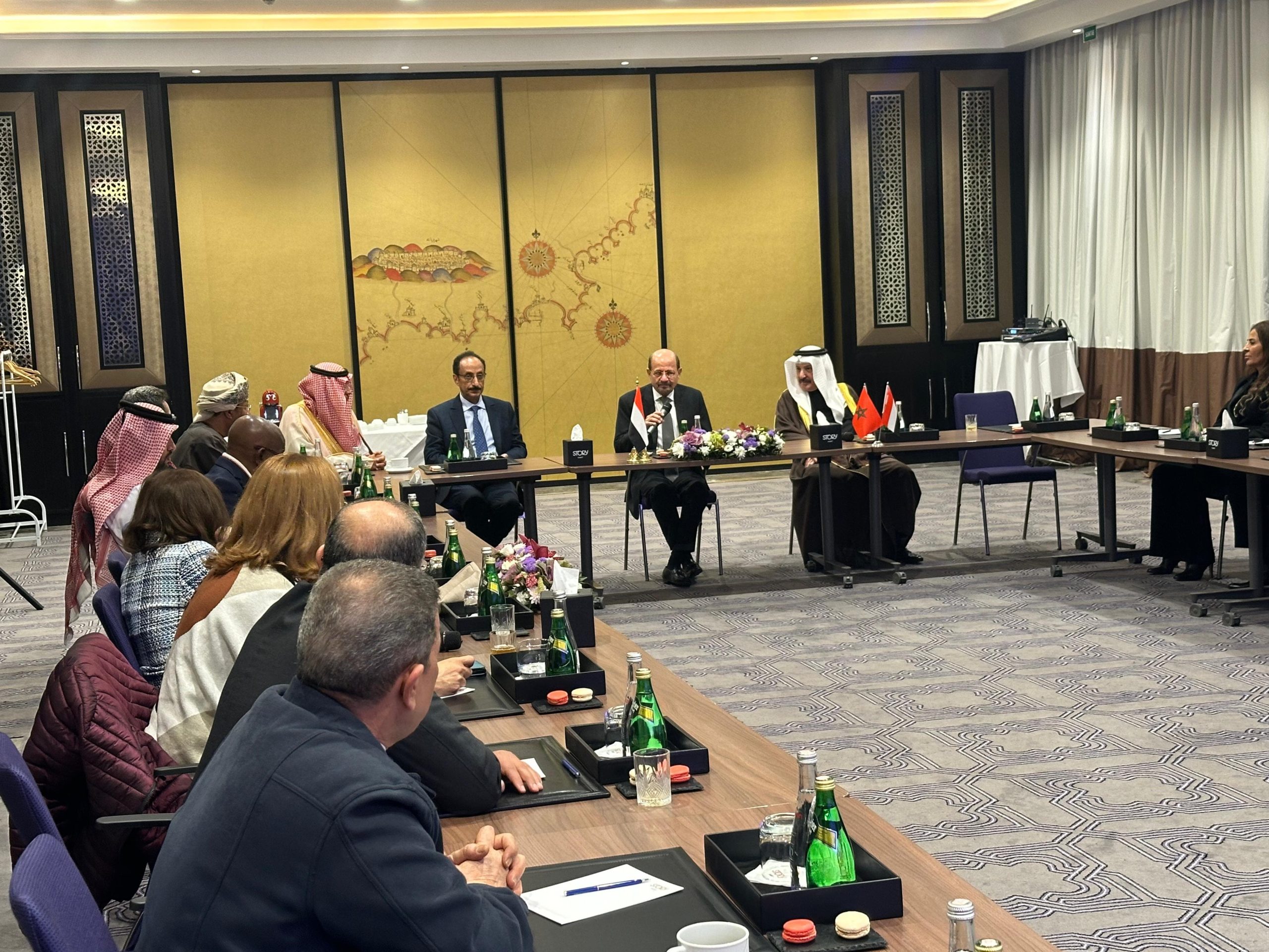 The Foreign Minister discusses the situation in Yemen with Arab ambassadors in Morocco.