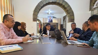 A meeting chaired by the Taiz governor discusses preparations for a workshop on water supply from Al-Hawban to the city.