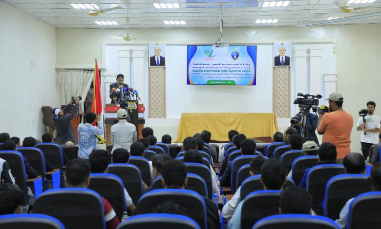 Completion of specialized media training courses for 100 journalists in Marib.