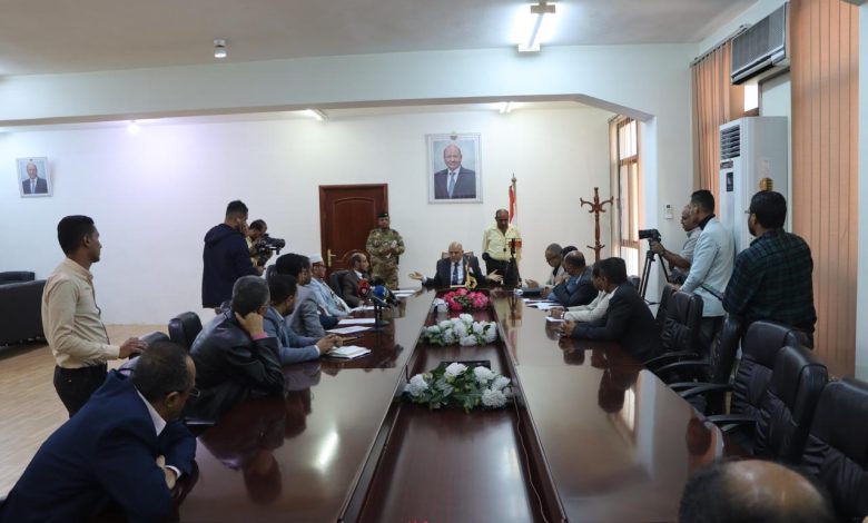 Joint meeting in Taiz discusses implementation measures for the rental regulation decision.