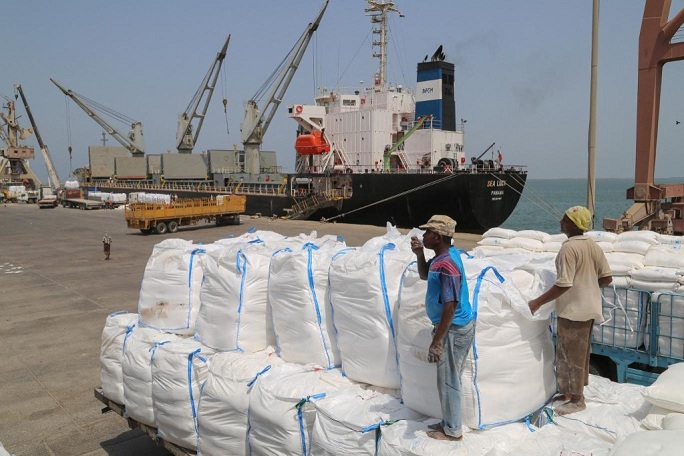 Militia issues decree banning the import of flour through the ports of Hodeidah.