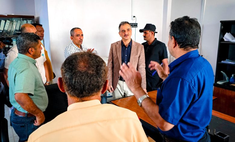 The State Minister and Governor of Aden reviews progress at the Third Electricity Zone and inspects the abattoir facility.