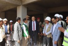 The Taiz governor inspects the health complex project and inaugurates the Standards Authority office.