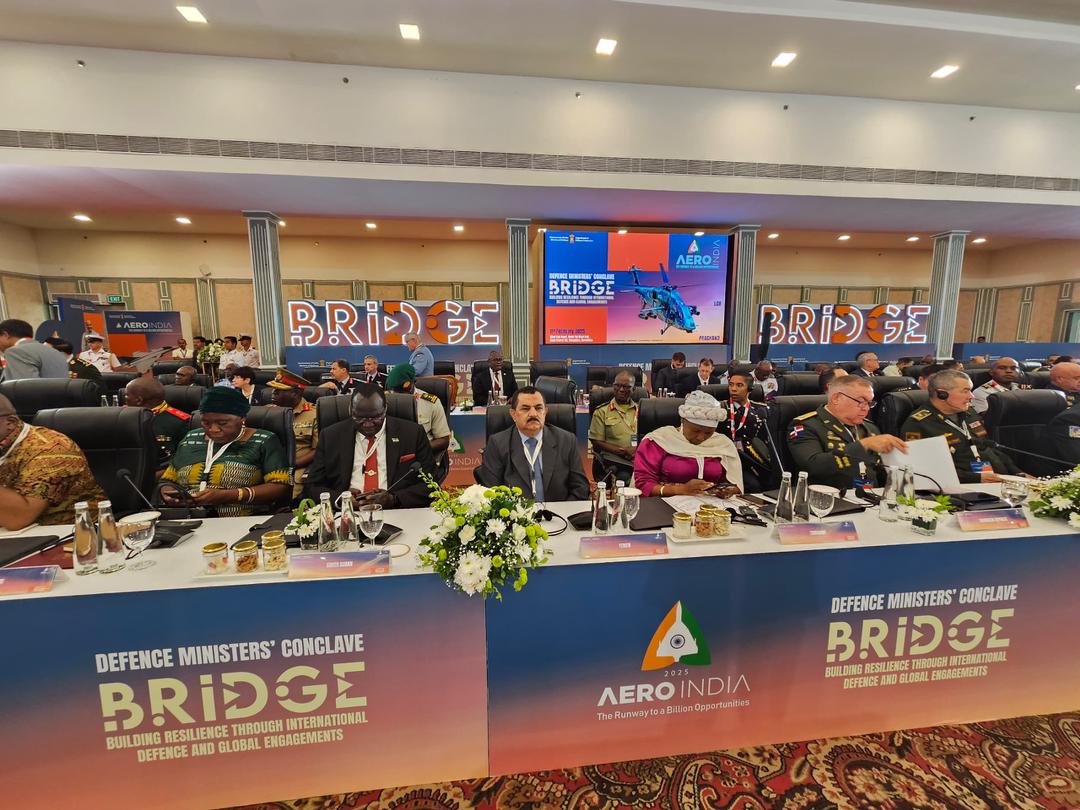 The Defense Minister participates in the opening of Aero India 2025 and the Bridge Conference for Defense Ministers in India.