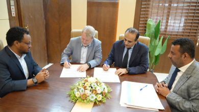 The Health Minister discusses health issues with UNICEF and signs a framework agreement on health and nutrition.