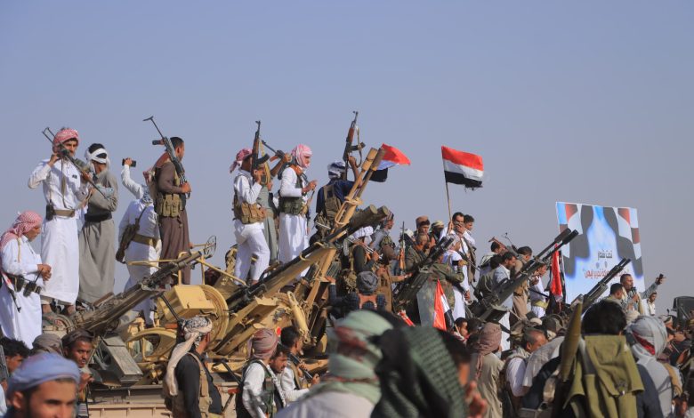 The Mazhij and Hamir tribes express their support for the army and readiness to engage in the decisive battle against Houthi militants.