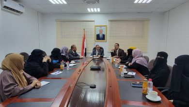 The Minister of Industry discusses enhancing women's entrepreneurial roles in boosting the national economy with businesswomen.