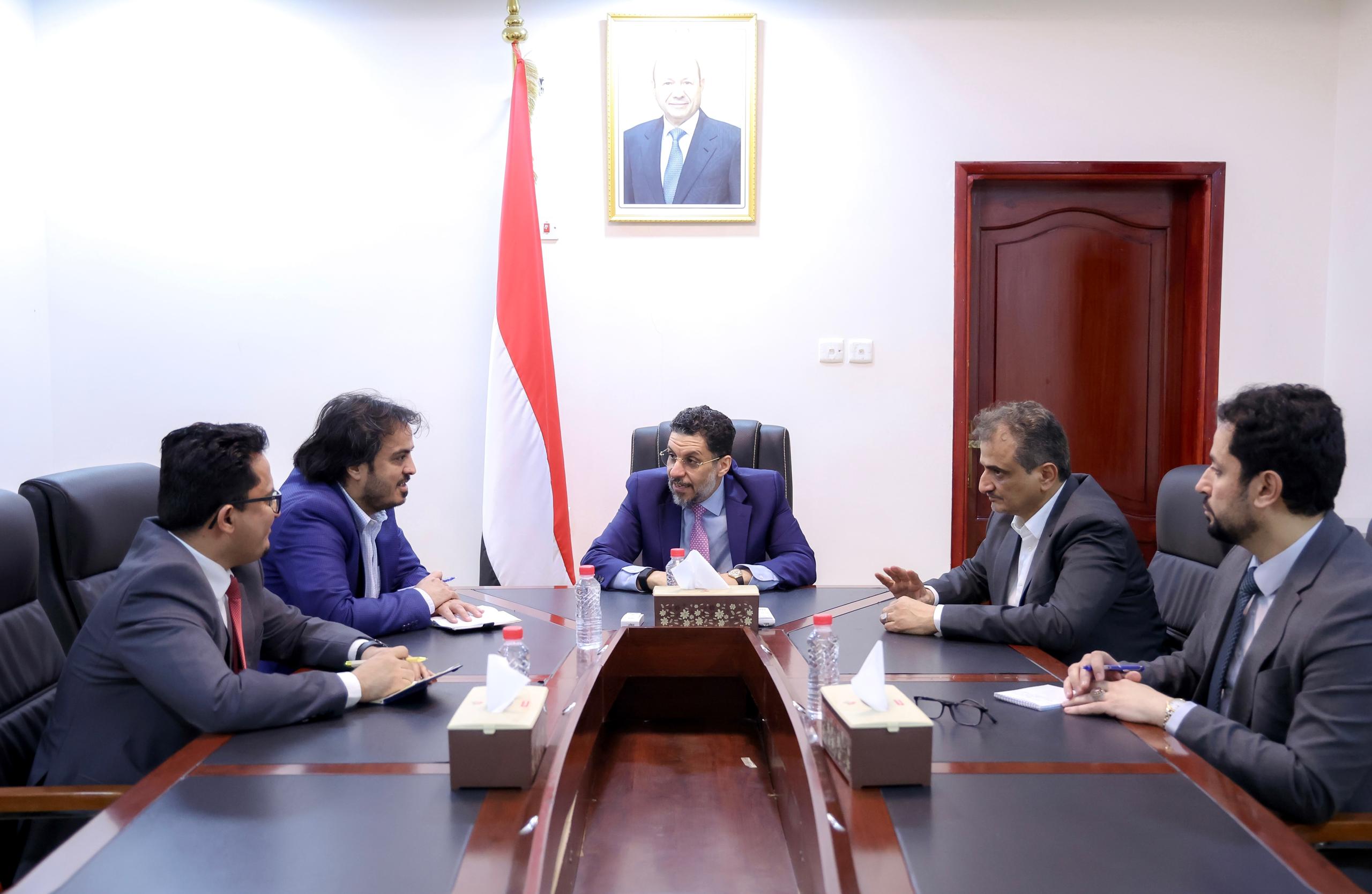 The Prime Minister meets with the Ministers of Electricity and State for Aden to discuss fuel supply for Aden's power needs.