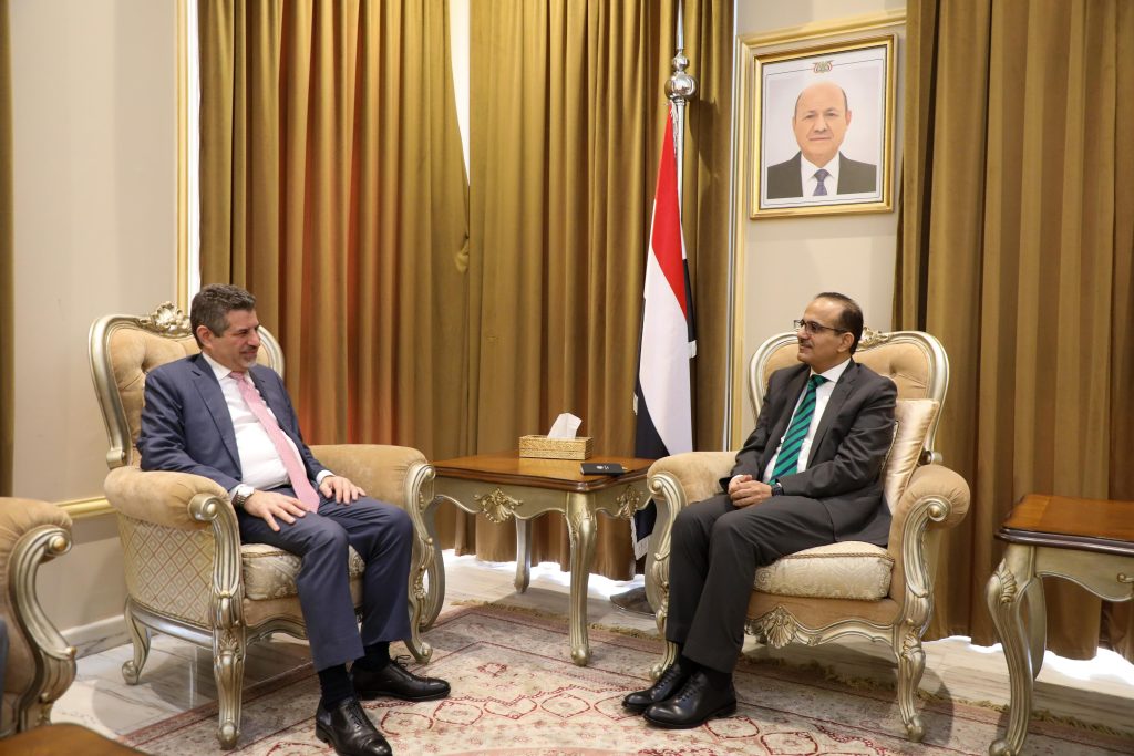 The Health Minister discusses support for Yemen's healthcare sector with the U.S. Ambassador and USAID representatives.