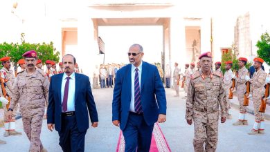 Council member Al-Zubaidi inspects operations at the Second Military Region Command.