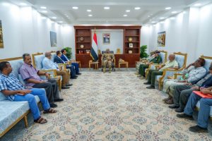 Council member Tariq Saleh discusses ways to enhance agriculture and fishing in the western coast with a ministerial committee.