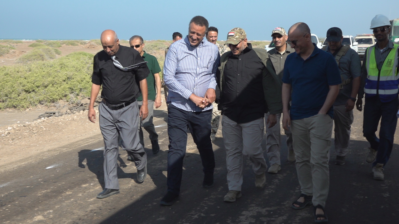 Council member Tariq Saleh inspects progress on the West Coast road rehabilitation project and the expansion of Dhobab Hospital.