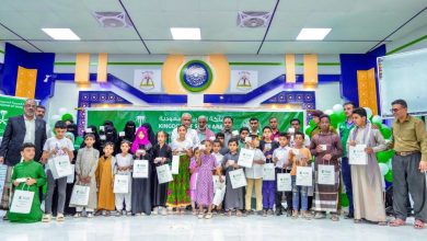 The Deputy Governor of Hadhramaut launches distribution of hearing aids for students with hearing disabilities in Wadi Hadhramaut.