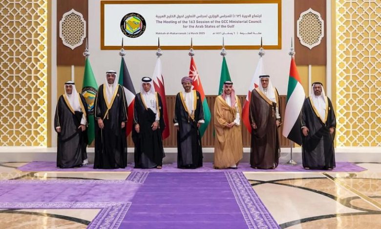 The Gulf Ministerial Council reaffirms its full support for the Presidential Leadership Council led by Dr. Rashad Mohammed Alimi.