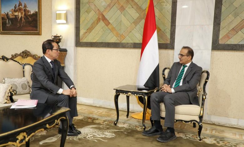 The Health Minister discusses support for Yemen's healthcare sector with the Japanese ambassador.