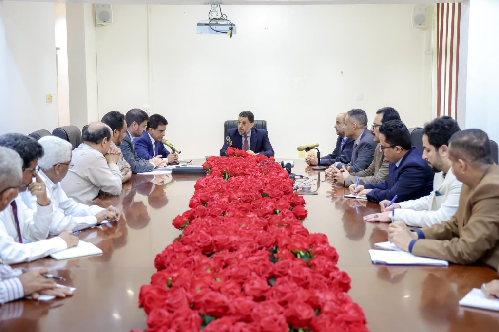 The Prime Minister visits an oil company, emphasizing its role in meeting local market needs across all provinces.