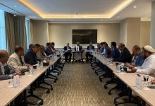 Council member Sultan Al-Aradah meets with the National Coalition of Parties, emphasizing the need to strengthen national unity.